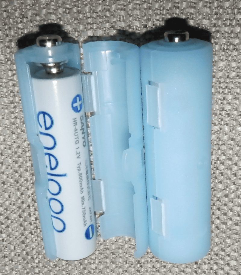 単４電池を単３電池に変換するスペーサーを購入。: 気ままの簡易レビュー 2